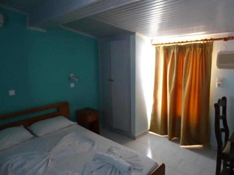 פיתגוריו Hotel Mariona מראה חיצוני תמונה