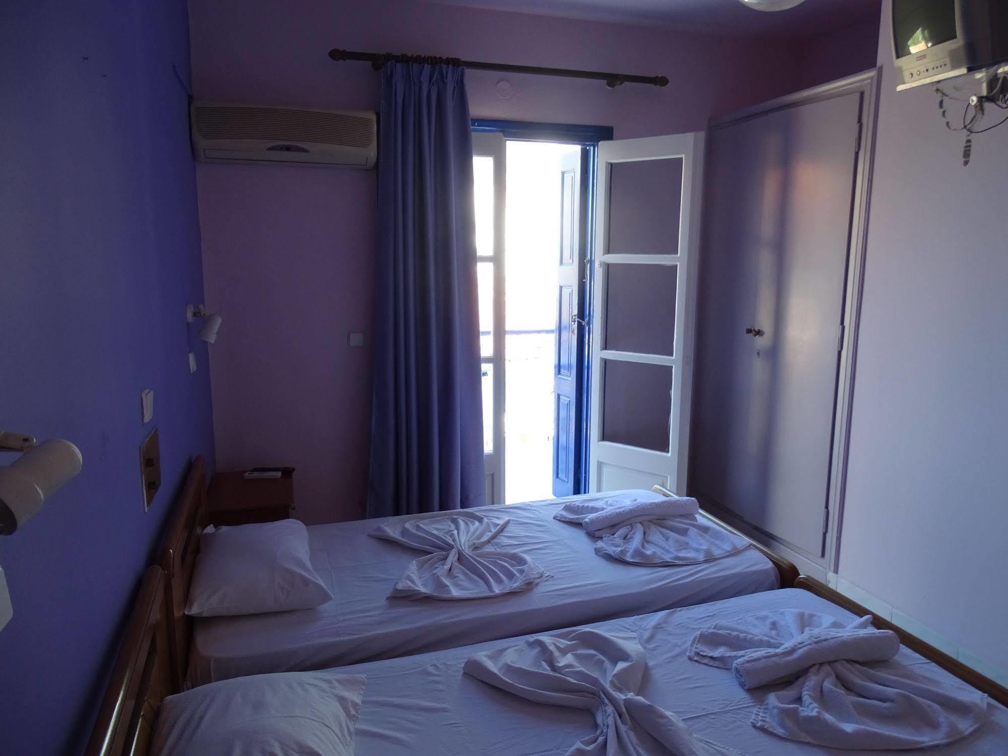 פיתגוריו Hotel Mariona מראה חיצוני תמונה