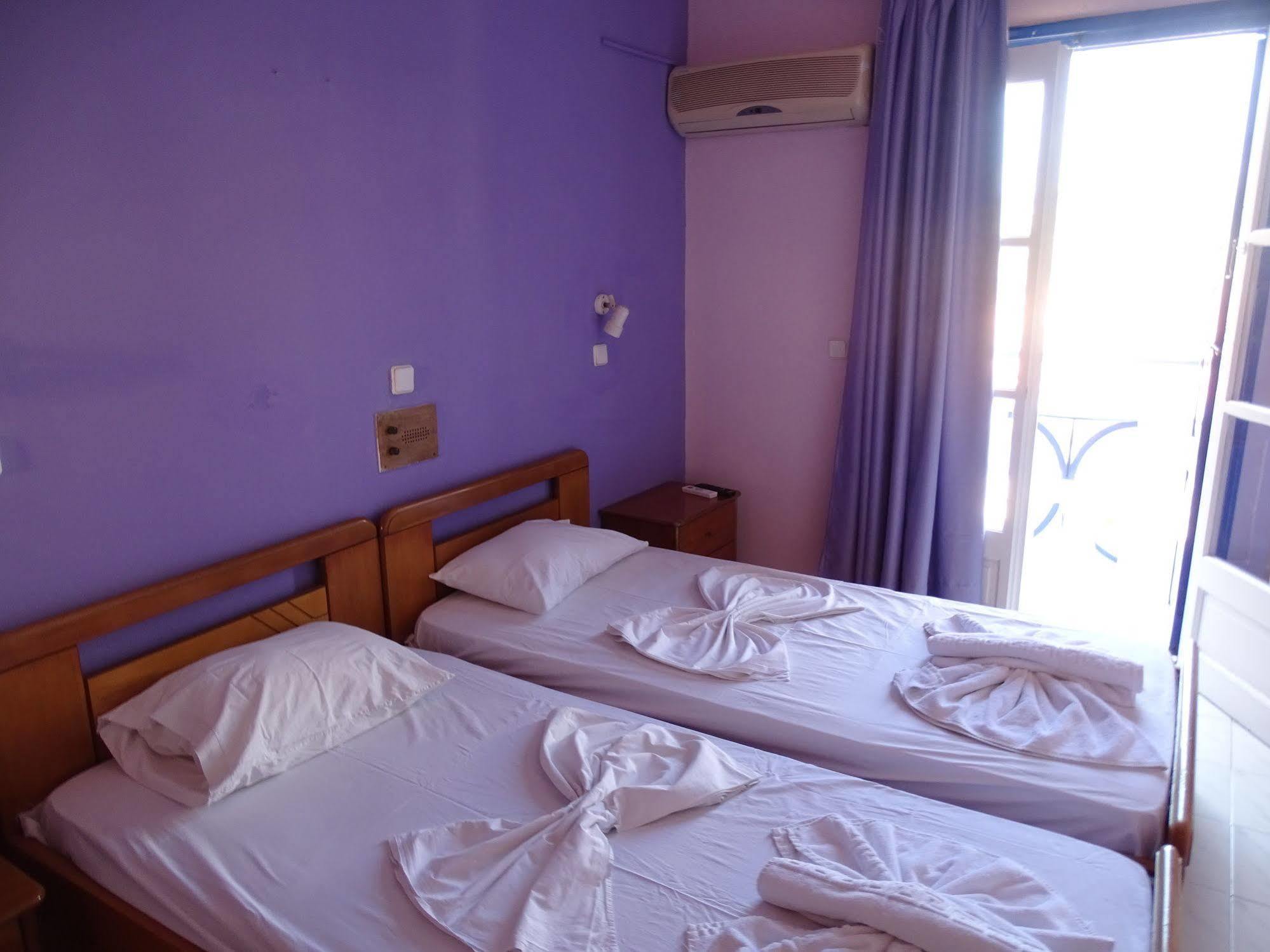 פיתגוריו Hotel Mariona מראה חיצוני תמונה