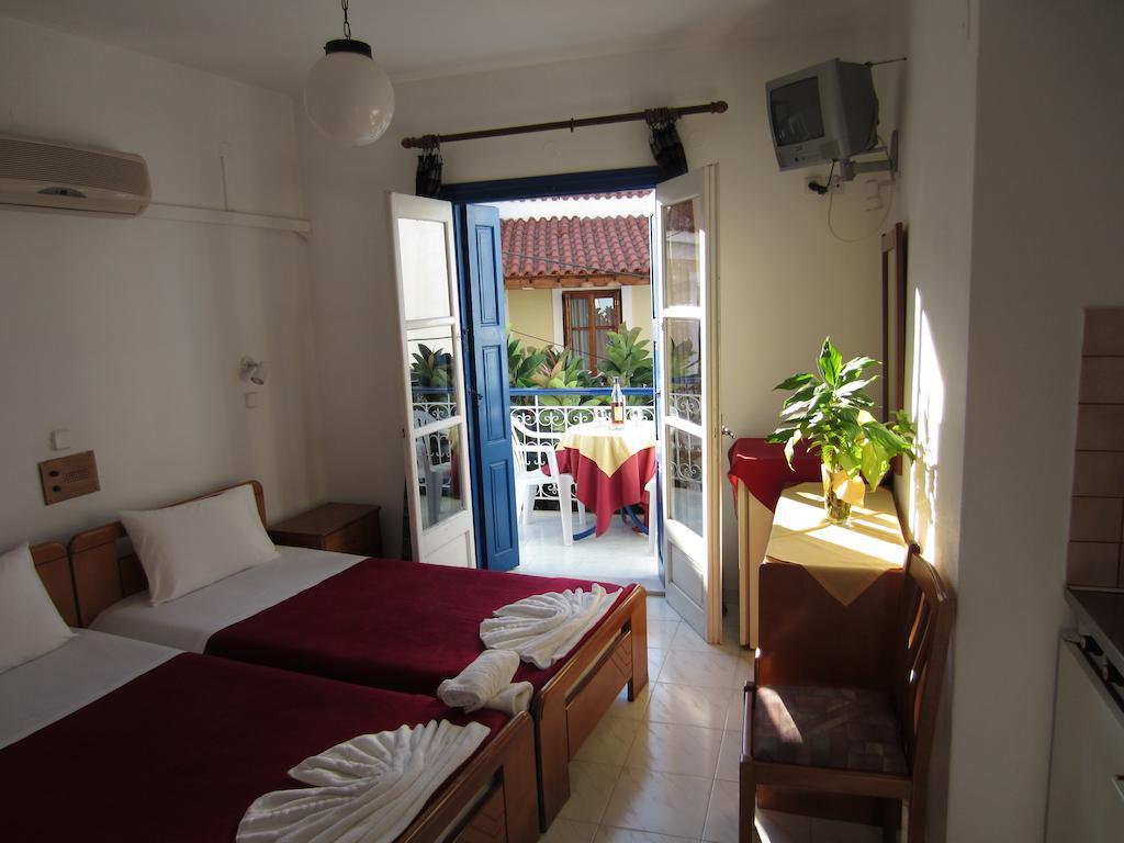 פיתגוריו Hotel Mariona מראה חיצוני תמונה