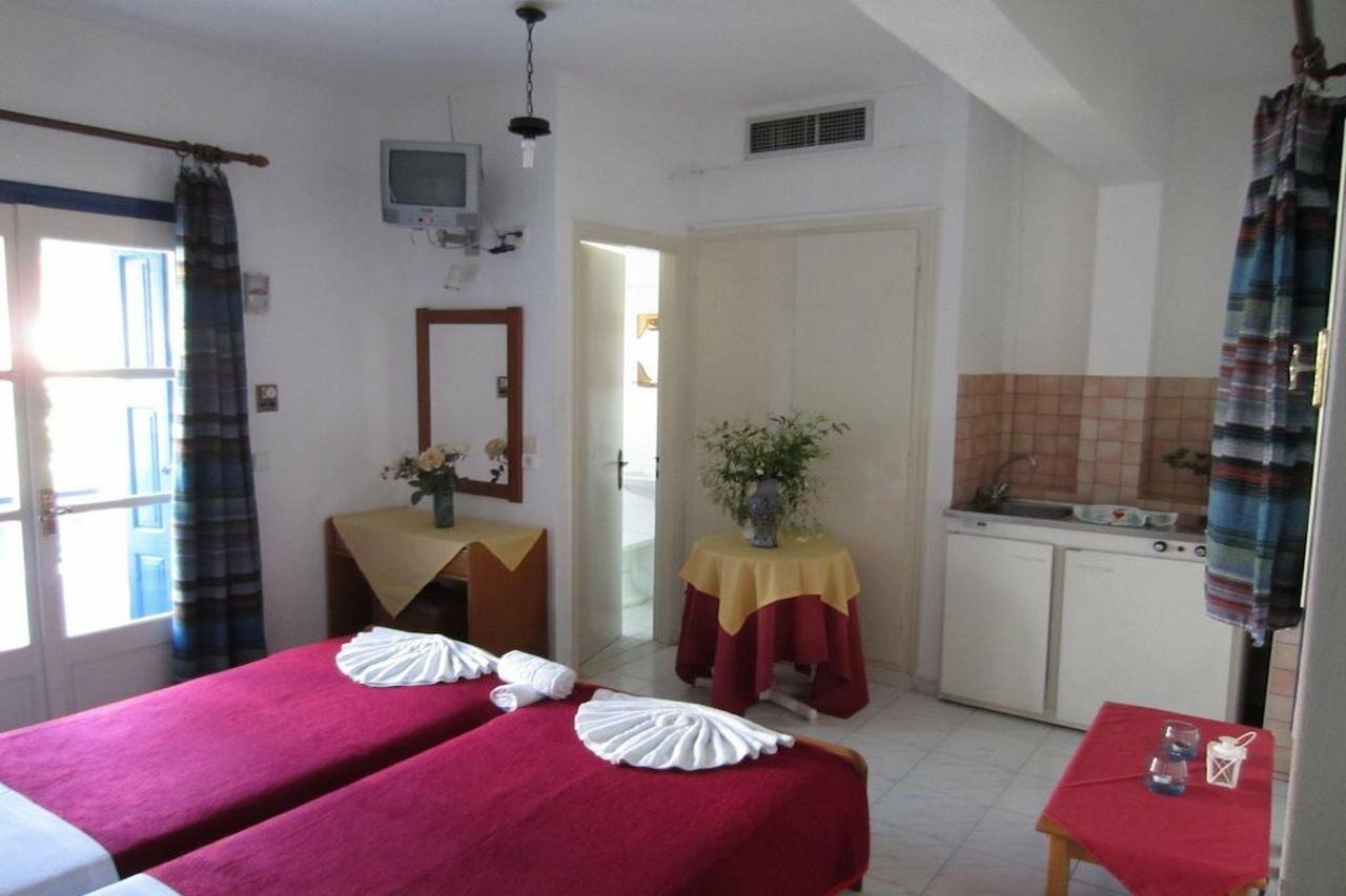 פיתגוריו Hotel Mariona מראה חיצוני תמונה