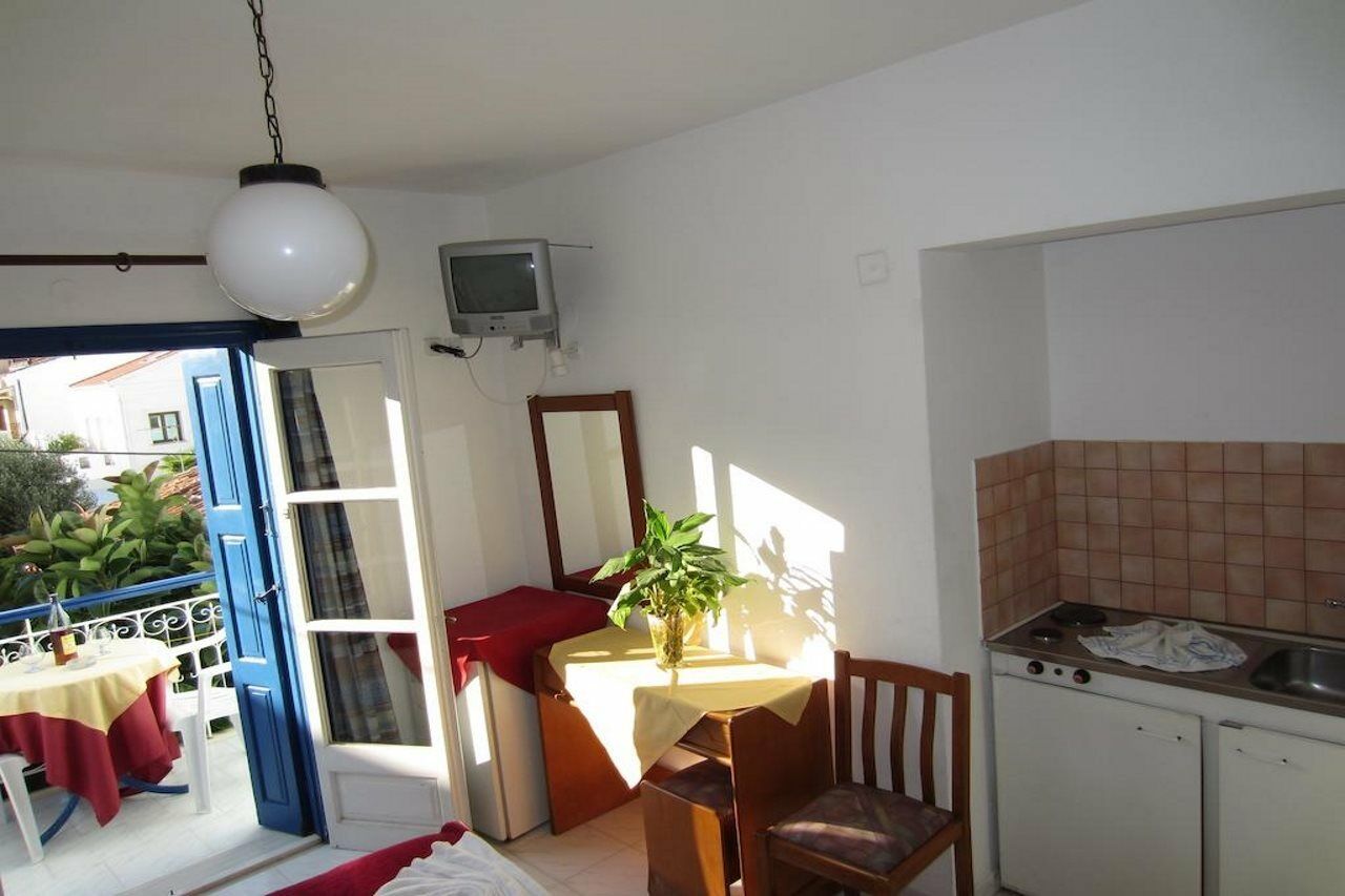 פיתגוריו Hotel Mariona מראה חיצוני תמונה